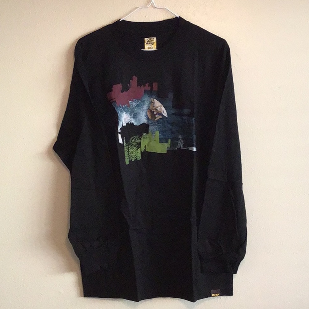 Men’s long sleeve t-shirt